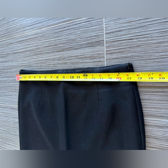 J. Crew Elegant Black Pencil Wool Lined  Skirt Size 12 NWOT PRICE IS FIRM - Picture 5 of 8